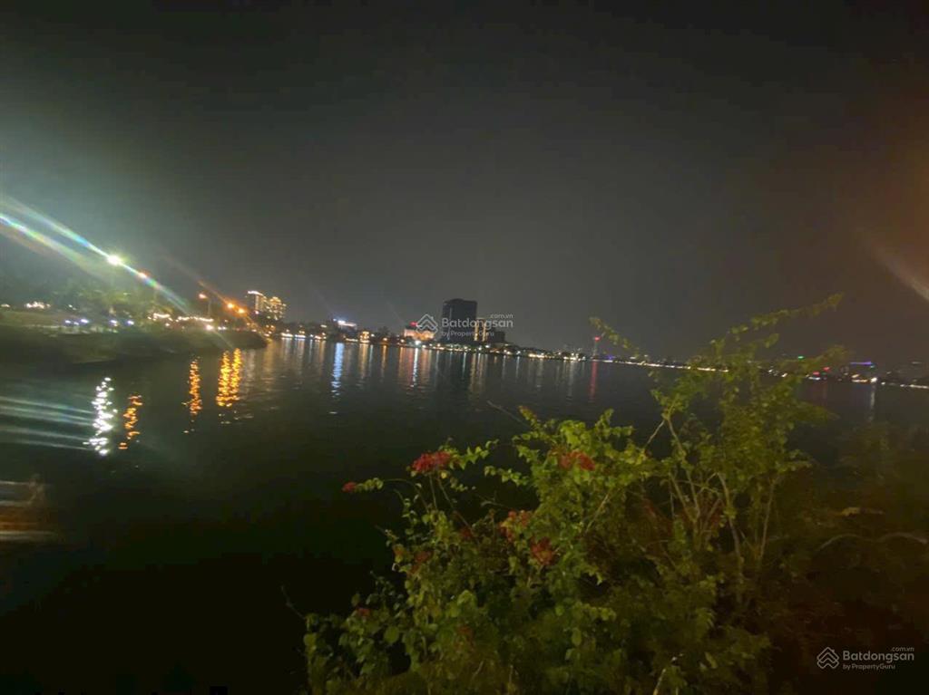 Bán nhà mặt phố tại đường lạc long quân, tây hồ, hà nội