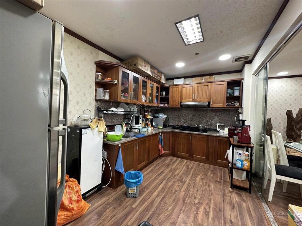 Cho thuê căn hộ giai việt tạ quang bửu, p5, q8. 2pn, 115m2, 13tr/th.  0901 341 *** phương