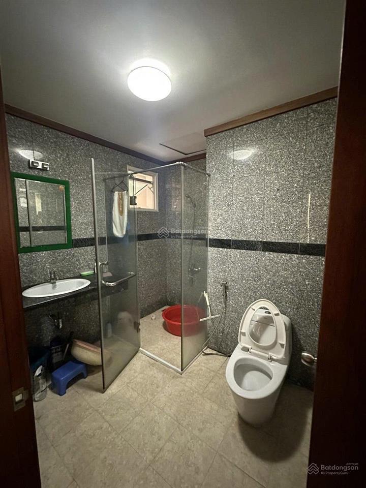 Cho thuê căn hộ giai việt tạ quang bửu, p5, q8. 2pn, 115m2, 13tr/th.  0901 341 *** phương