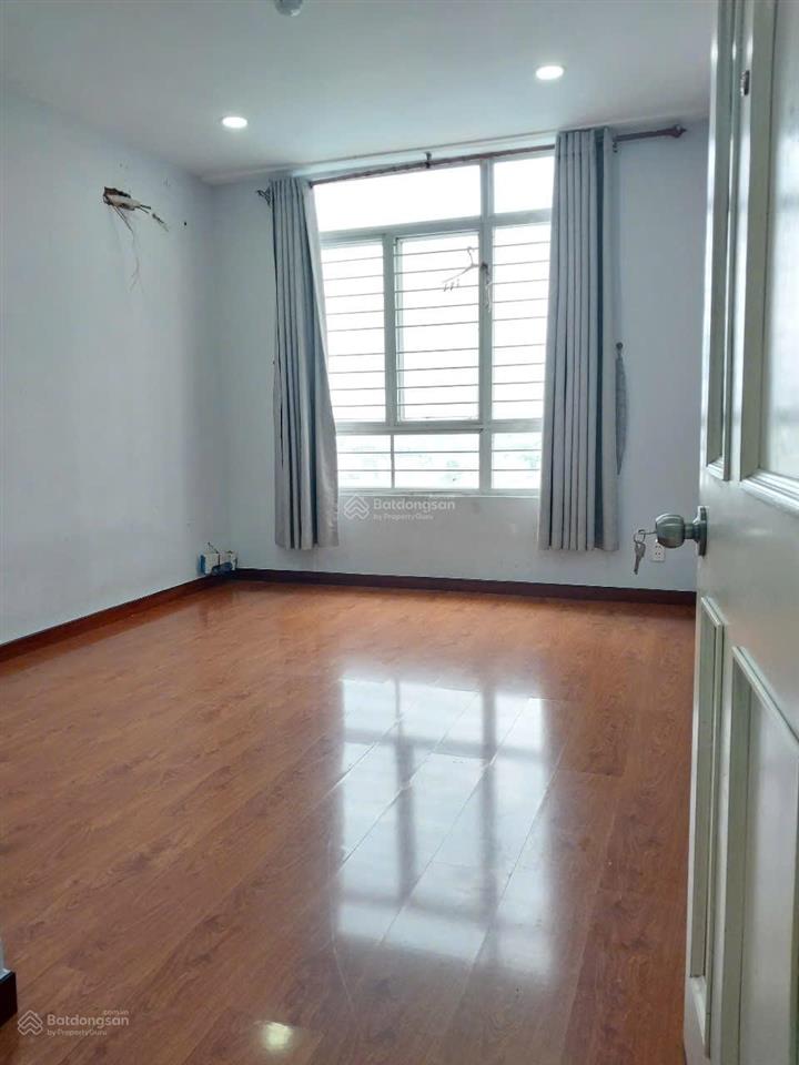 Cần bán căn hộ giai việt tạ quang bửu, p5, q8, 3pn, 150m2, giá 6.5 tỷ.  0901 341 *** phương