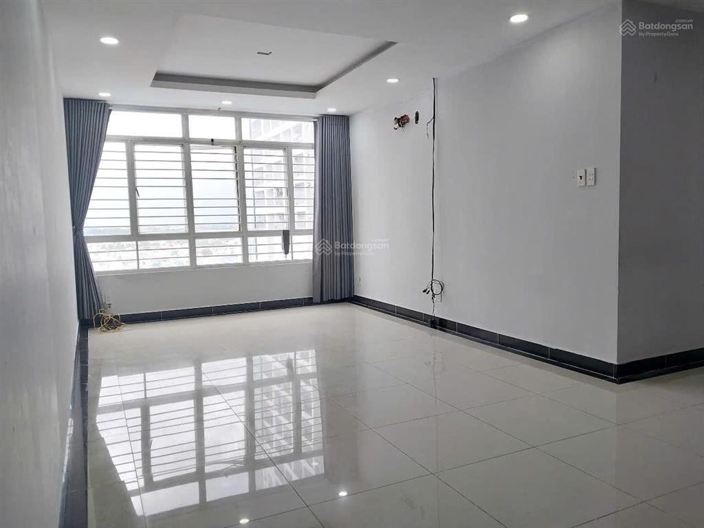 Cần bán căn hộ giai việt tạ quang bửu, p5, q8, 3pn, 150m2, giá 6.5 tỷ.  0901 341 *** phương