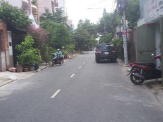 Nhà mặt tiền lầu 1 thiết kế như căn hộ đầy đủ nội thất, chỉ 12 triệu/tháng