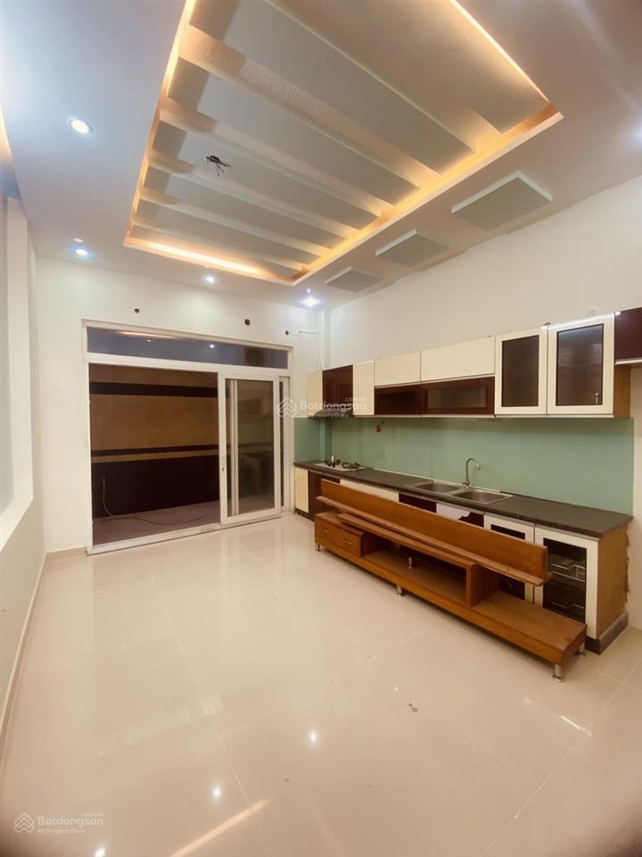 Cho thuê nhà (hẻm xe hơi) đường bình thới, quận 11.  0919 418 *** tuấn