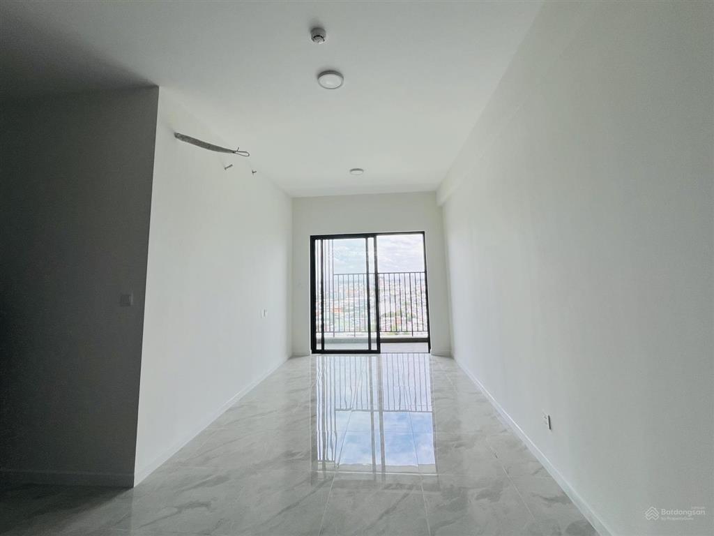 Cho thuê gấp căn hộ 2pn nhà trống vô ở liền