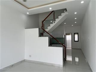 Cho thuê nhà phố phước đông new city nhà mới đẹp, giá chỉ 8 triệu/tháng