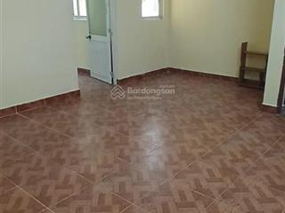 Căn hộ lầu 2 ở quận bình thạnh gần chợ bà chiểu bến xe miền đông
