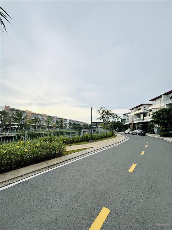 Dragon village 90m2 full nội thất sổ hồng sẳn chỉ 8 tỷ  em ạ 0938 030 ***