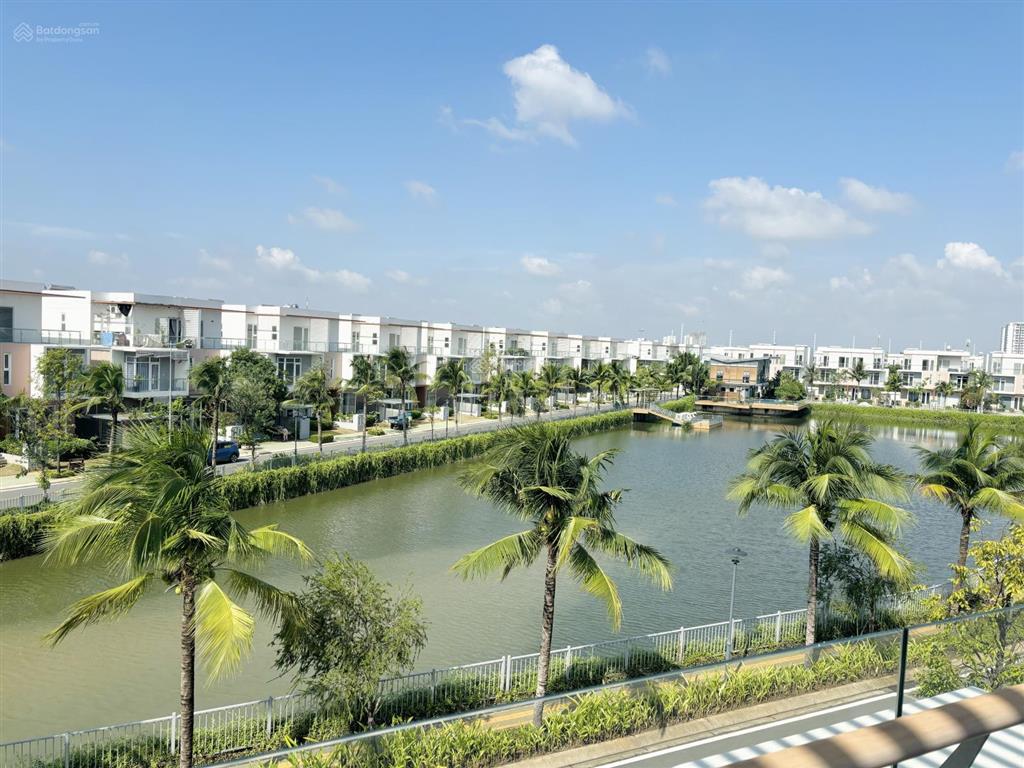 Kdc phú hữu q9  90m2 view đẹp  sổ hồng trao tay duy nhất 1 căn chỉ 7.8 tỷ 0938 030 ***