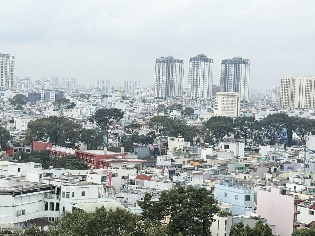 Chung cư ngô gia tự b q10 tầng cao thoáng 60m2  có sổ hồng chỉ 3,65 tỷ full nt