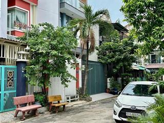 Bán nhà 3 tầng lầu 4 pn. sổ hồng riêng đường trần văn mười