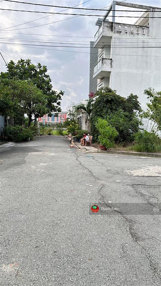 Bán đất thổ cư dt 198m2, sổ hồng riêng đường bà điểm 4