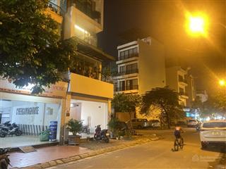 Siêu phẩm bán đất tặng nhà 3 tầng vị trí siêu hot phúc lợi long biên