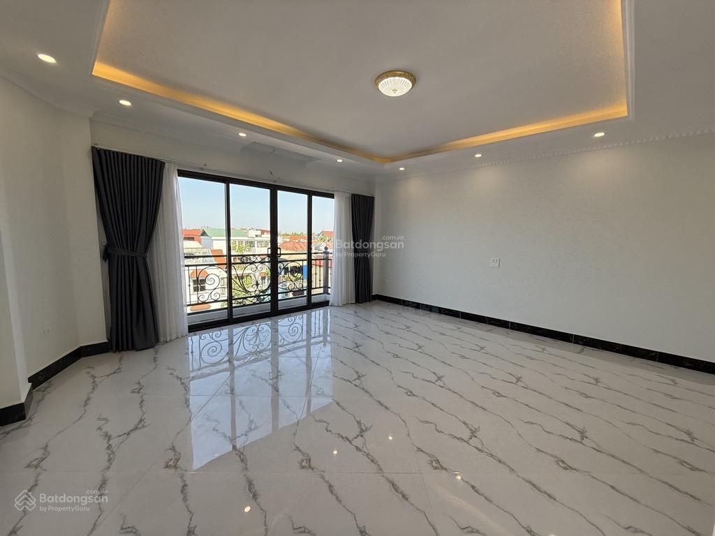 Siêu phẩm 6 tầng thang máy  lô góc  trung tâm phường phúc lợi  hàng xóm vincom long biên