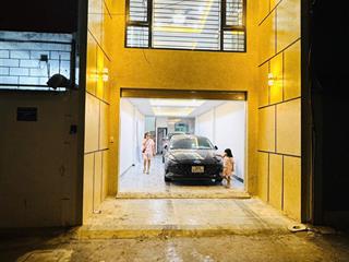 Siêu phẩm 7 tầng thang máy mặt ngõ ô tô vào nhà 80m bát khối chỉ 22,6 tỷ