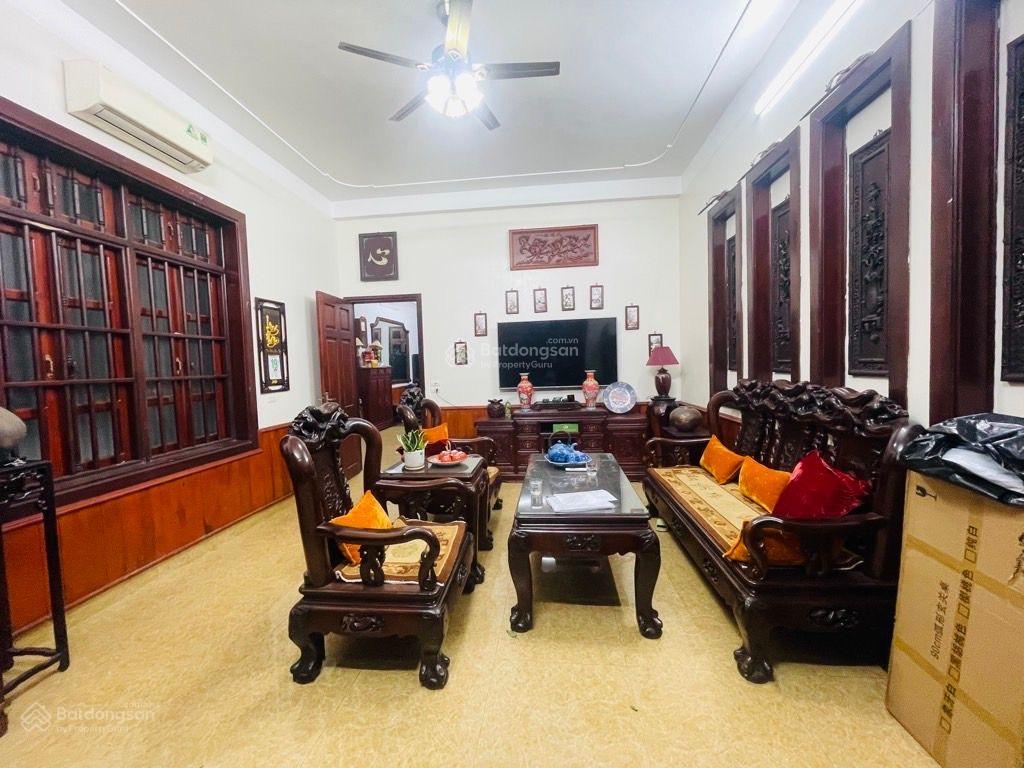 Trung tâm bát tràng  ô tô tải tránh  ở sướng  kinh doanh