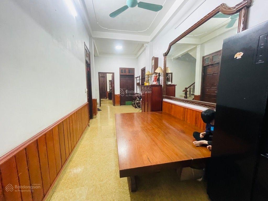 Trung tâm bát tràng  ô tô tải tránh  ở sướng  kinh doanh