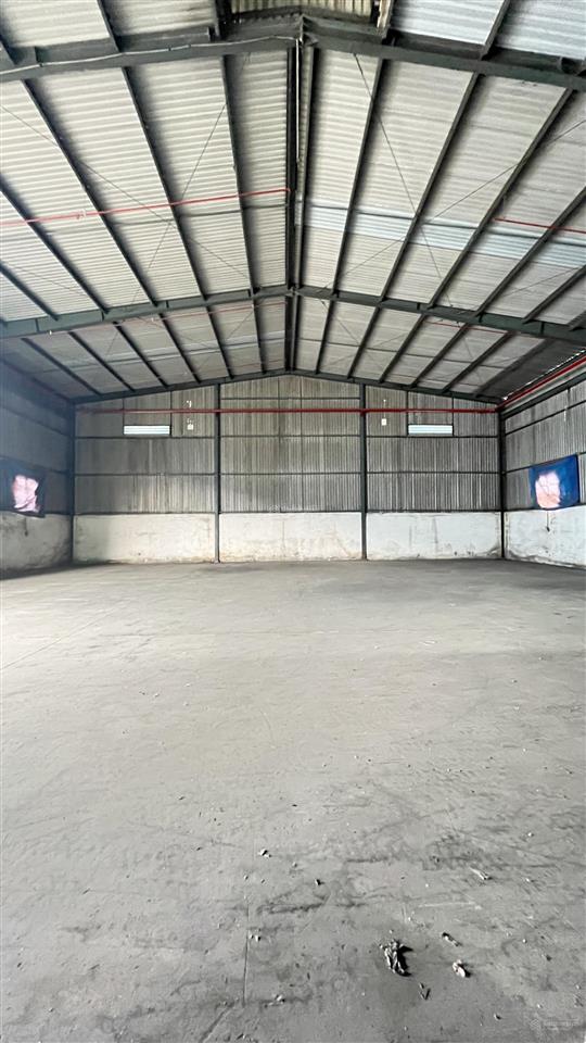 Cho thuê kho 400m2 có pccc tự động giá chỉ 44tr gần ngã tư gò dưa