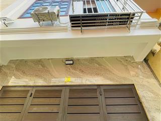Bán mảnh đất huỳnh thúc kháng 129m2  mt 7m  lô góc  cách phố 30m  ngõ ba gác thông tứ tung.