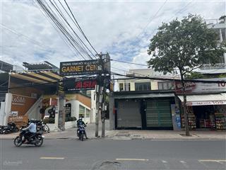 Bán căn góc mặt tiền đường nguyễn thị minh khai diện tích 171m2 ngang 6m vuông vứt giá chỉ 230tr/m2