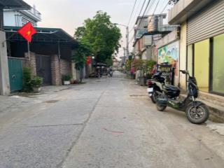 Siêu phẩm trên trục chính đồng trúc