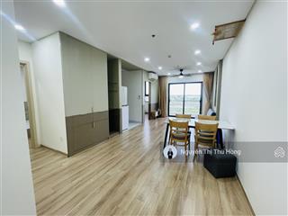 Chính chủ cho thuê căn hộ 2pn  2wc  69m2 full nt.  0906 565 *** giá 9.5 tr/th