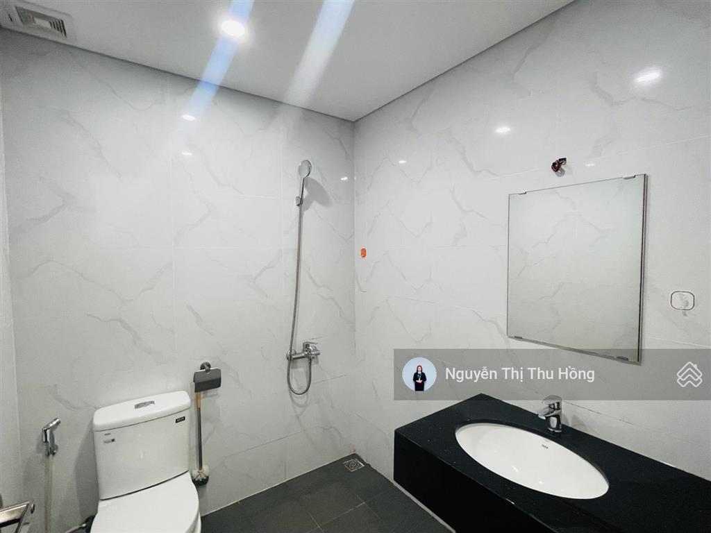 Bán nhanh giá tốt 3,35 tỷ  0906 565 ***