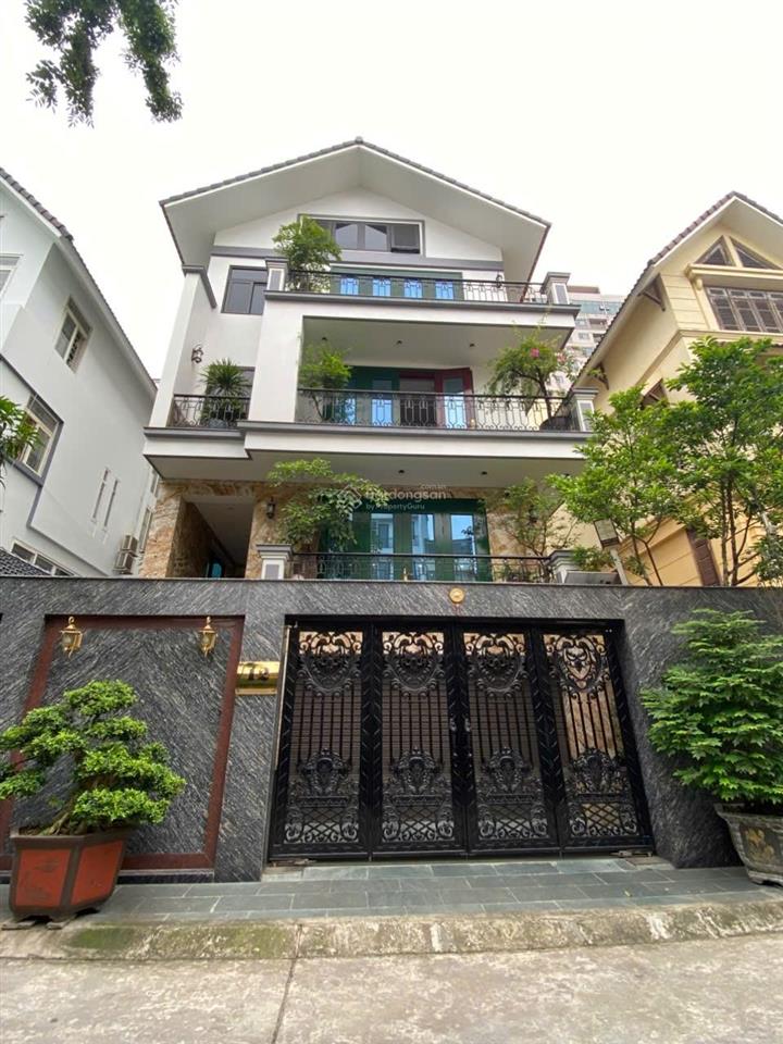 Biệt thự hàm nghi, lô góc, 205m2mt 10m, gara 3 ôtô, vỉa hè, ôtô tránh, kd đỉnh, khu toàn nhà giàu