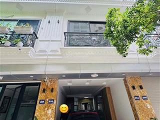 Nhà đẹp  phùng chí kiên  2 thoáng  phân lô  thang máy  ô tô vào nhà  kinh doanh  ở ngay