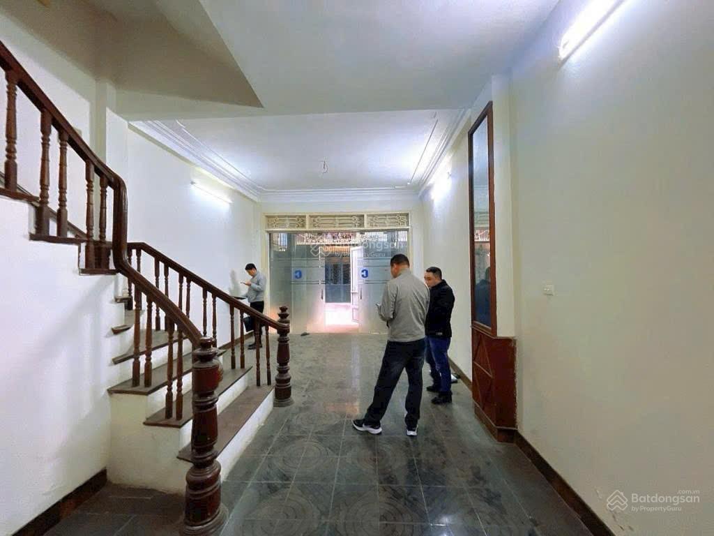 Phùng chí kiên, 60m2, phân lô quân đội, vỉa hè, 2 ôtô tránh, ô chờ thang máy, gara ôtô, kinh doanh