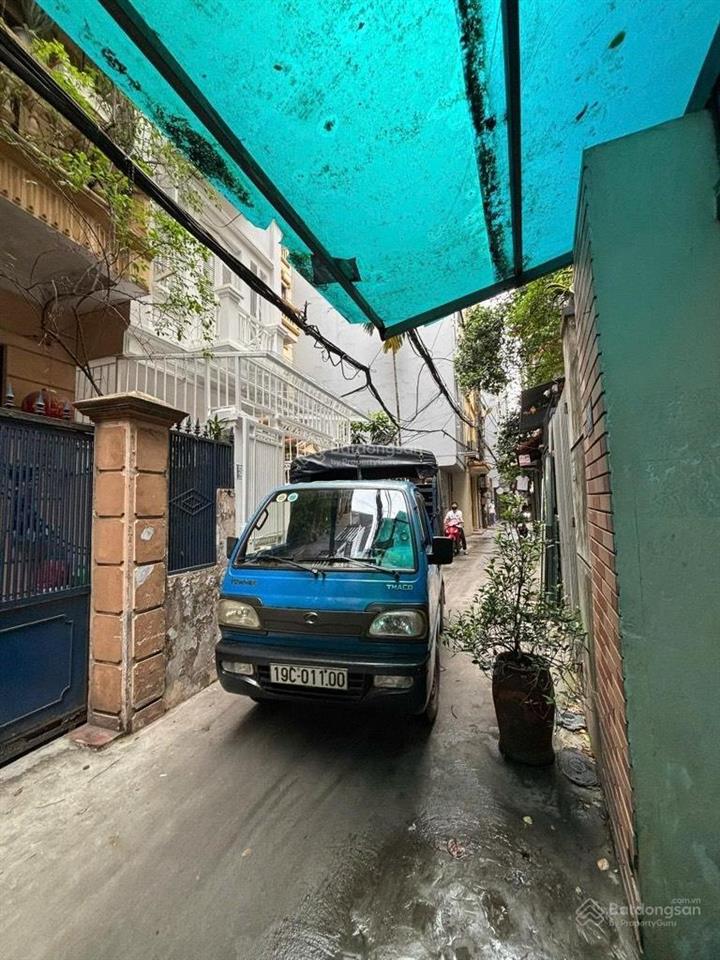 Nhà đẹp, nguyễn khánh toàn 50m2, lô góc, 2 mặt ngõ thông, kinh doanh, ô tô đỗ cửa, dân cao, ở ngay