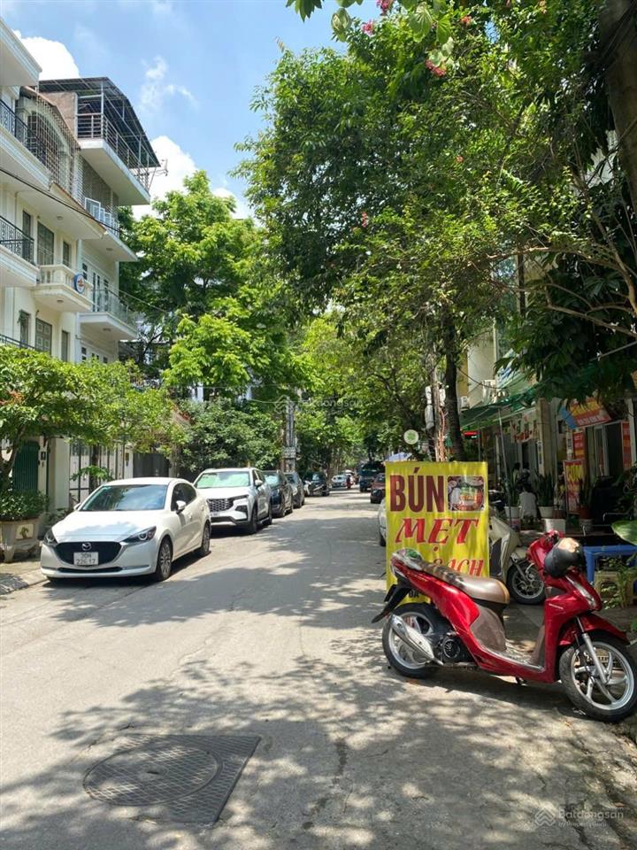 Hiếm, nghĩa đô, 62m2, phân lô, ôtô vào nhà, 2 ôtô tránh đỗ, kinh doanh đỉnh, 20m ra phố nghĩa đô