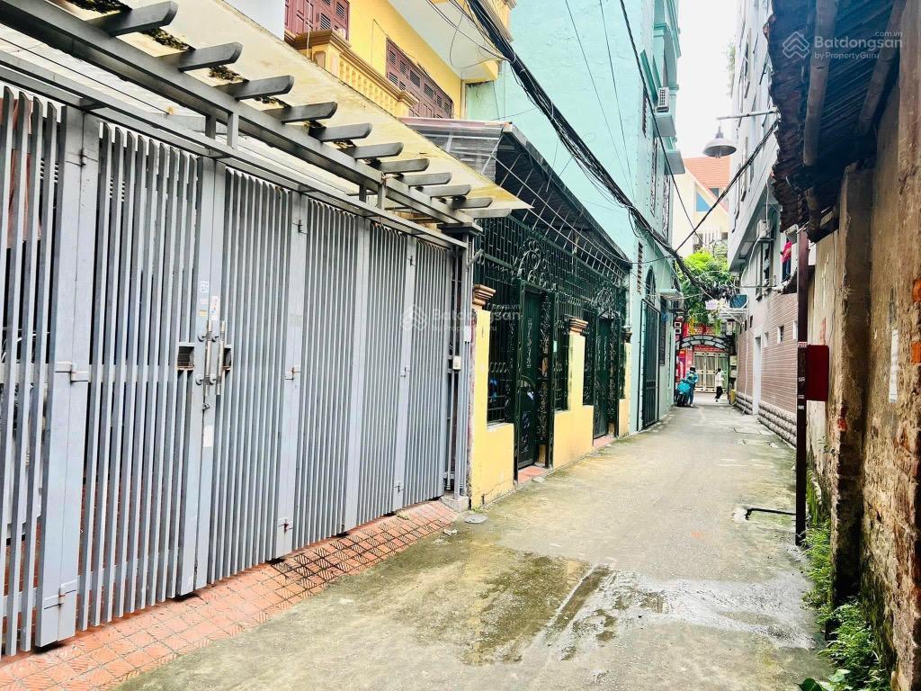 Trần cung hoàng quốc việt, 66m2, ô tô đỗ cửa, 9 phòng ngủ, kinh doanh sầm uất, 10m ra mặt phố