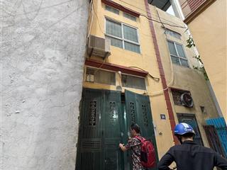 Cho thuê nhà nguyên căn tại Hà Đông .
