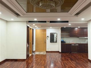 Tôi chính chủ cần bán căn hộ 144m2 tòa sky city 88 láng hạ 0989 996 ***