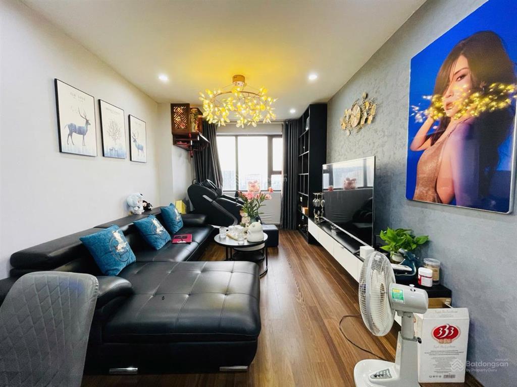 Chính chủ cần bán căn hộ 80m2 tòa b full nt view hồ giá 4,98 tỷ 0989 996 ***