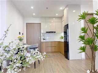 Chính chủ cần bán căn hộ 73m 2 ngủ 2 wc giá rất rẻ 0989 996 ***