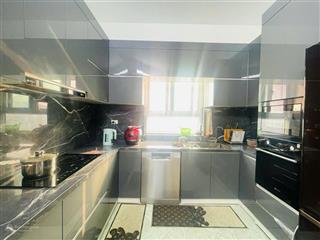 Chính chủ cần bán căn hộ 119m2 thiết kế 3 ngủ full nt mới tinh 0989 996 ***