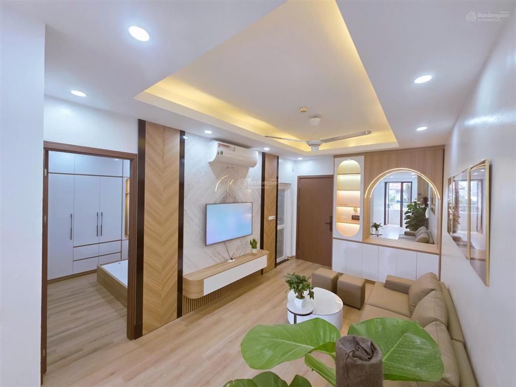 Tôi là chủ nhà muốn bán căn hộ 73m gồm 3 ngủ 2wc đầy đủ nội thất như hình tại nam trung yên