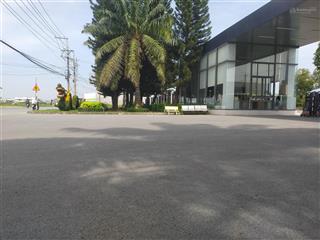Bán đất dt 4000m2 kcn xuyên á đức hòa long an, giá rẻ