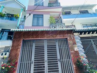 Hàng hiếm khó tìm, nhà 3 tầng, hẻm xe hơi tránh ngay cổng đh ngân hàng, đường hoàng diệu 2, 5.5 tỷ