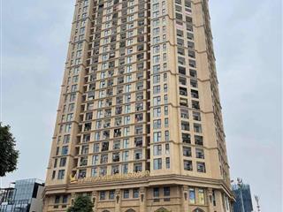 Bán gấp căn hộ chung cư đường Lạc Long Quân – tòa cao cấp – 70m2 – sổ lâu dài.