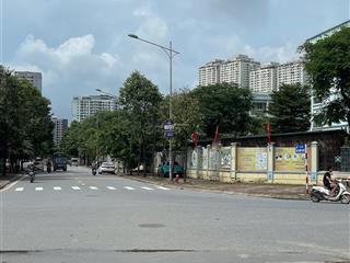 Bán đất phân lô linh đàm  diện tích 90 mét  mặt tiền 5 mét  vỉa hè  giá 15 tỷ