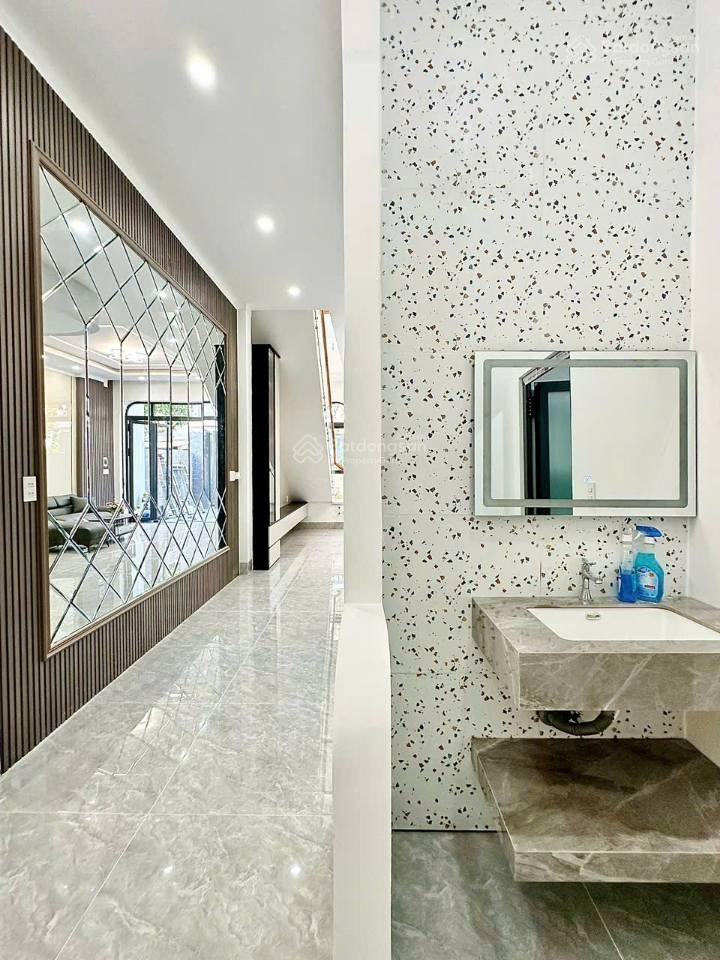 Chính chủ bán nhà thật  hình thật  gần cây xăng 75  đường đồng khởi