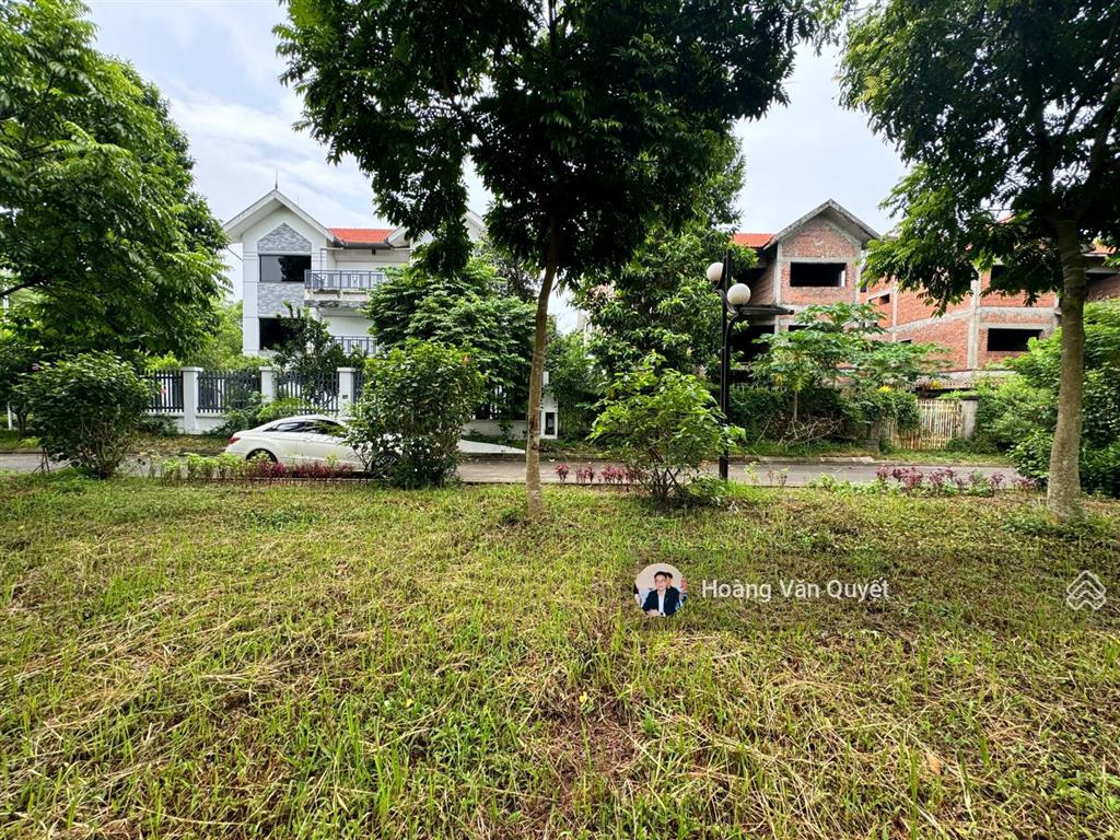 Bán biệt thự đơn lập 372m2 khu biệt thự quang minh view sông cực hiếm giá 7x tr/m2.  0962 202 ***