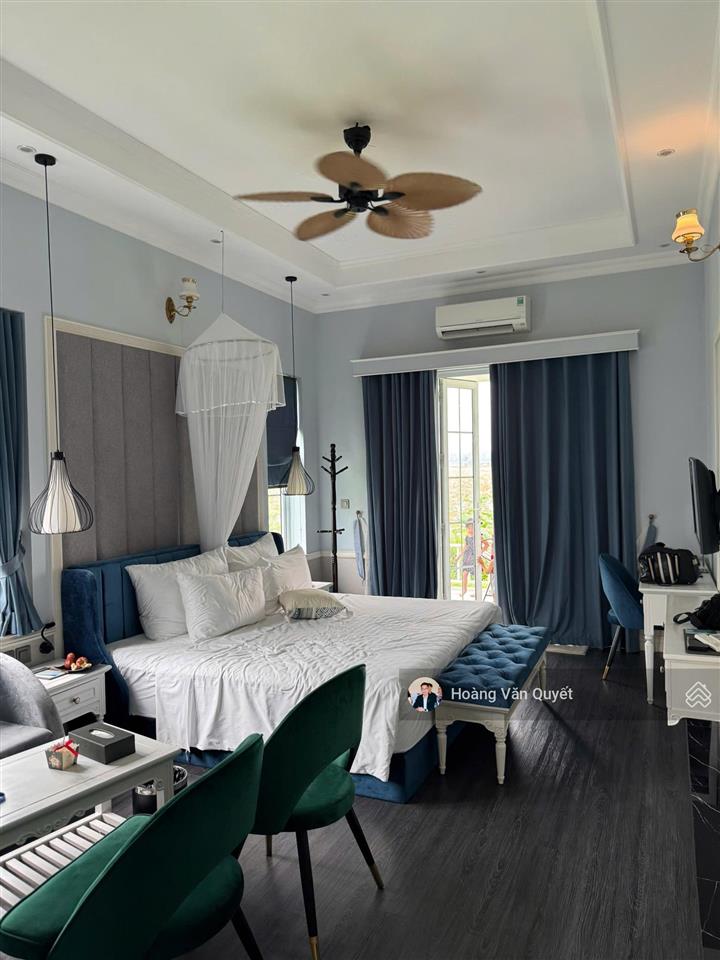 Bán biệt thự bích liên 260m2 sẵn nội thất giá 4,1 tỷ có sổ 1 tầng 2 phòng ngủ.  0962 202 ***