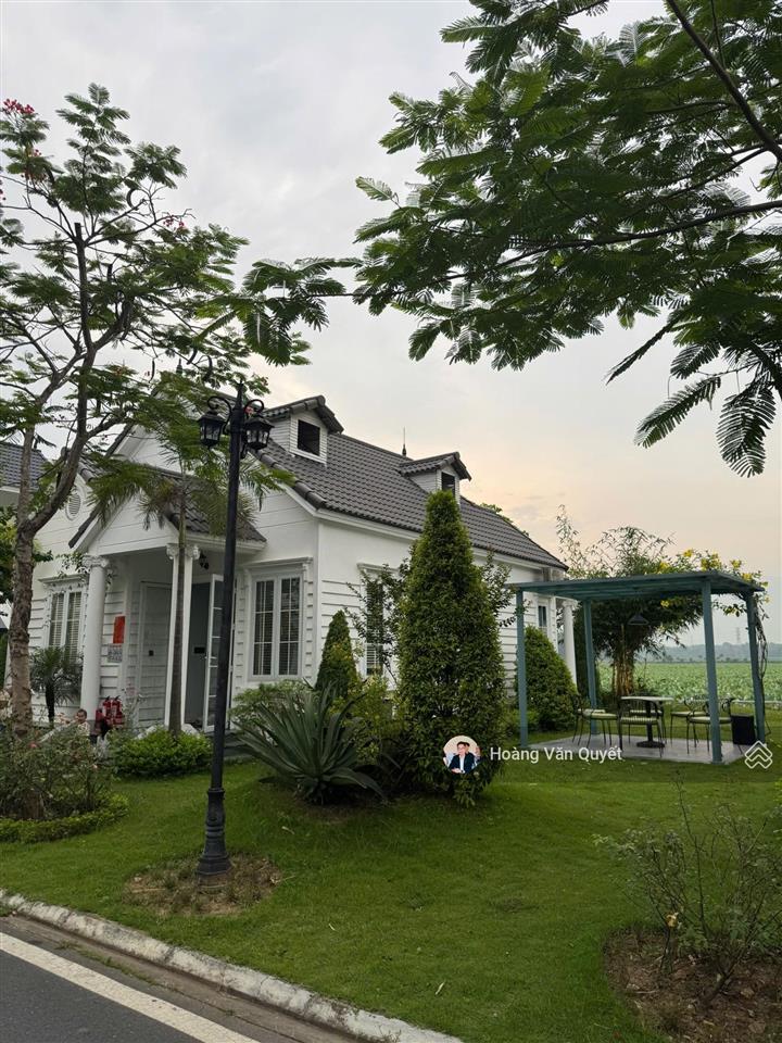 Bán biệt thự bích liên 260m2 sẵn nội thất giá 4,1 tỷ có sổ 1 tầng 2 phòng ngủ.  0962 202 ***