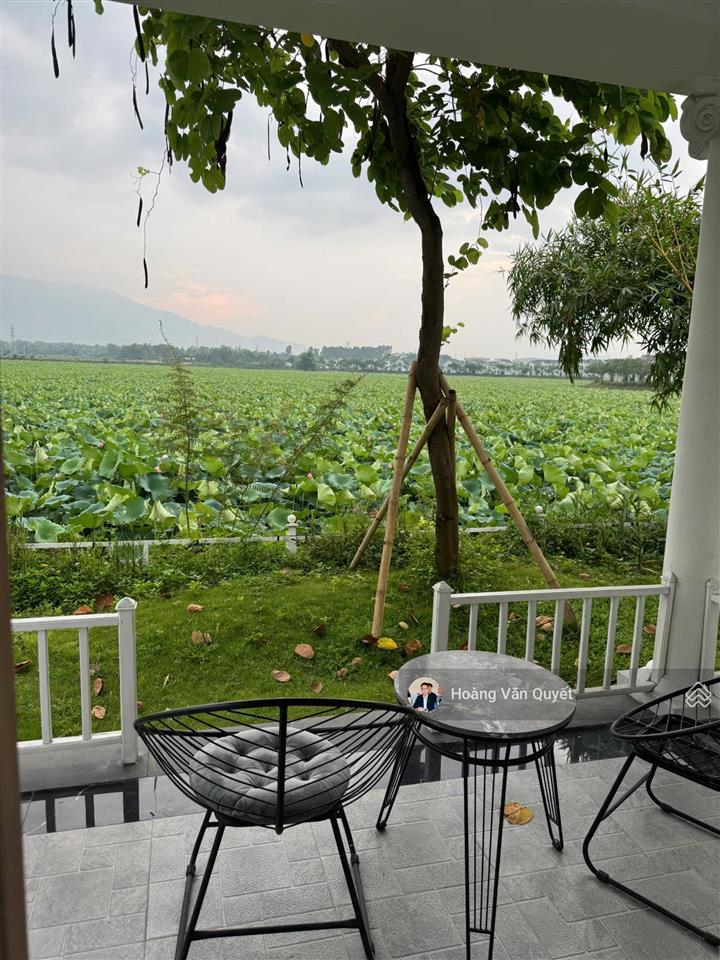 Bán biệt thự bích liên 260m2 sẵn nội thất giá 4,1 tỷ có sổ 1 tầng 2 phòng ngủ.  0962 202 ***