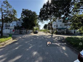 Cần bán gấp lô đất xây biệt thự 346m2 đường to 19,5m sổ sang tên giá 5xtr/m2.  0962 202 ***