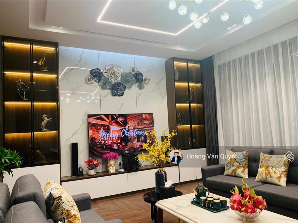 Cần bán gấp biệt thự greenvillas 150m2 3 tầng 3 phòng ngủ sổ lâu dài view đồi thông.  0962 202 ***