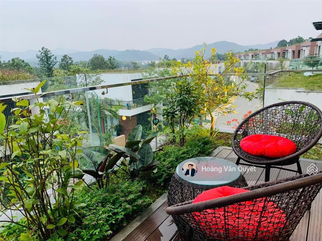 Cần bán gấp biệt thự greenvillas 150m2 3 tầng 3 phòng ngủ sổ lâu dài view đồi thông.  0962 202 ***